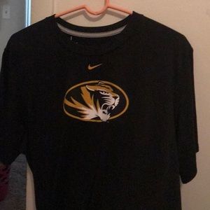 Nike dri fit mis tigers
